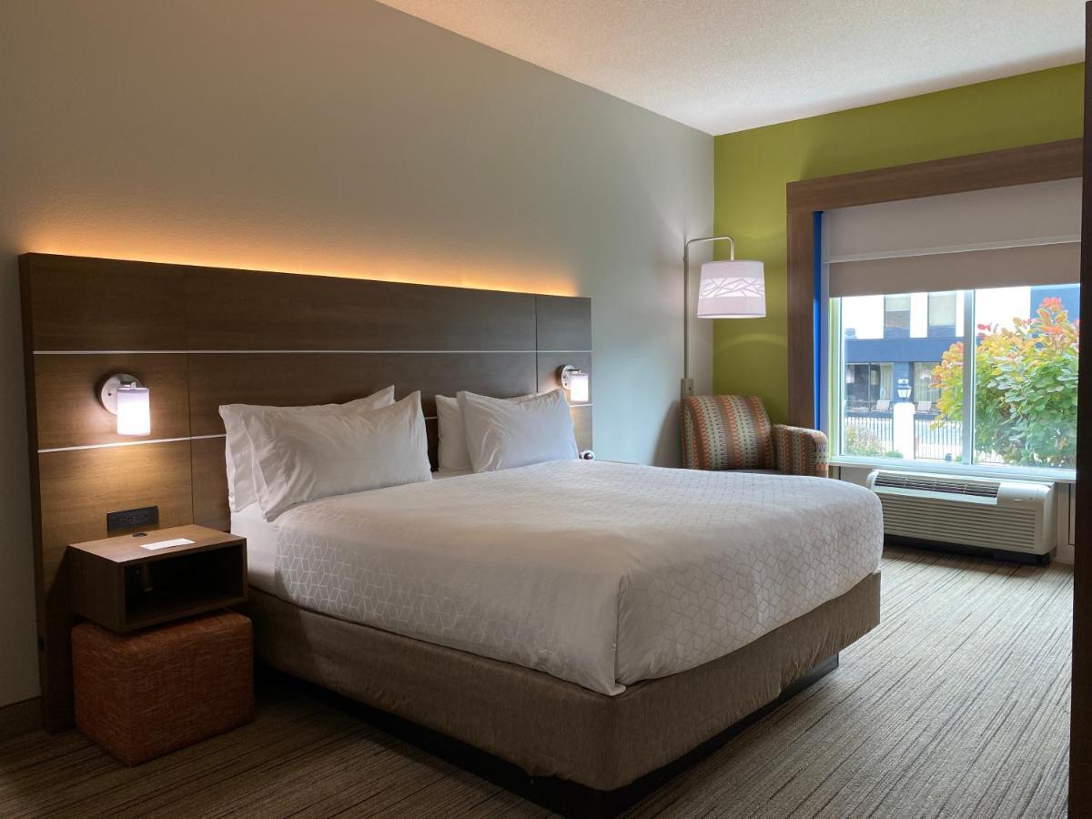 Holiday Inn Express Hotel & Suites Somerset Central By Ihg Exterior photo