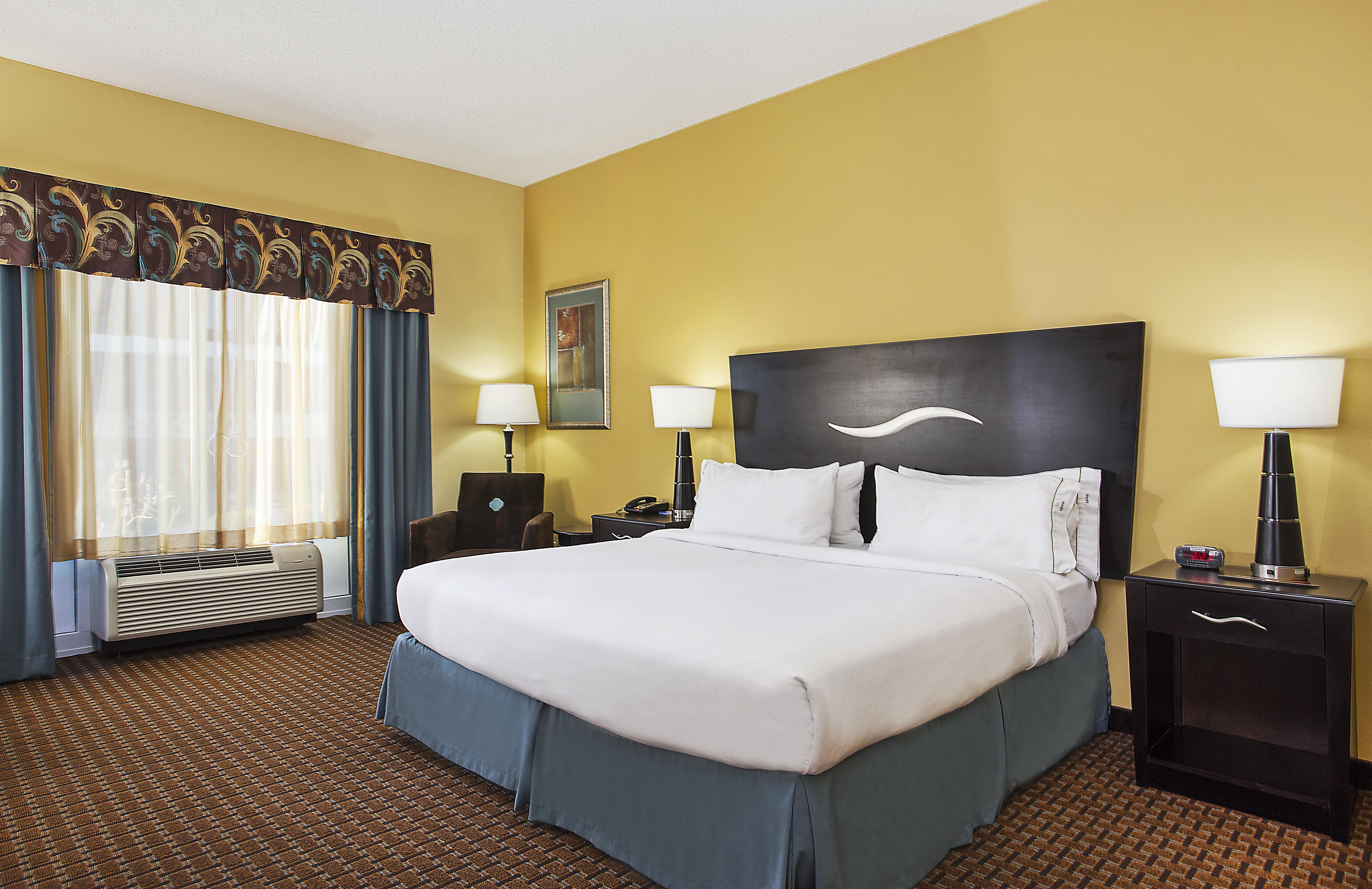 Holiday Inn Express Hotel & Suites Somerset Central By Ihg Exterior photo
