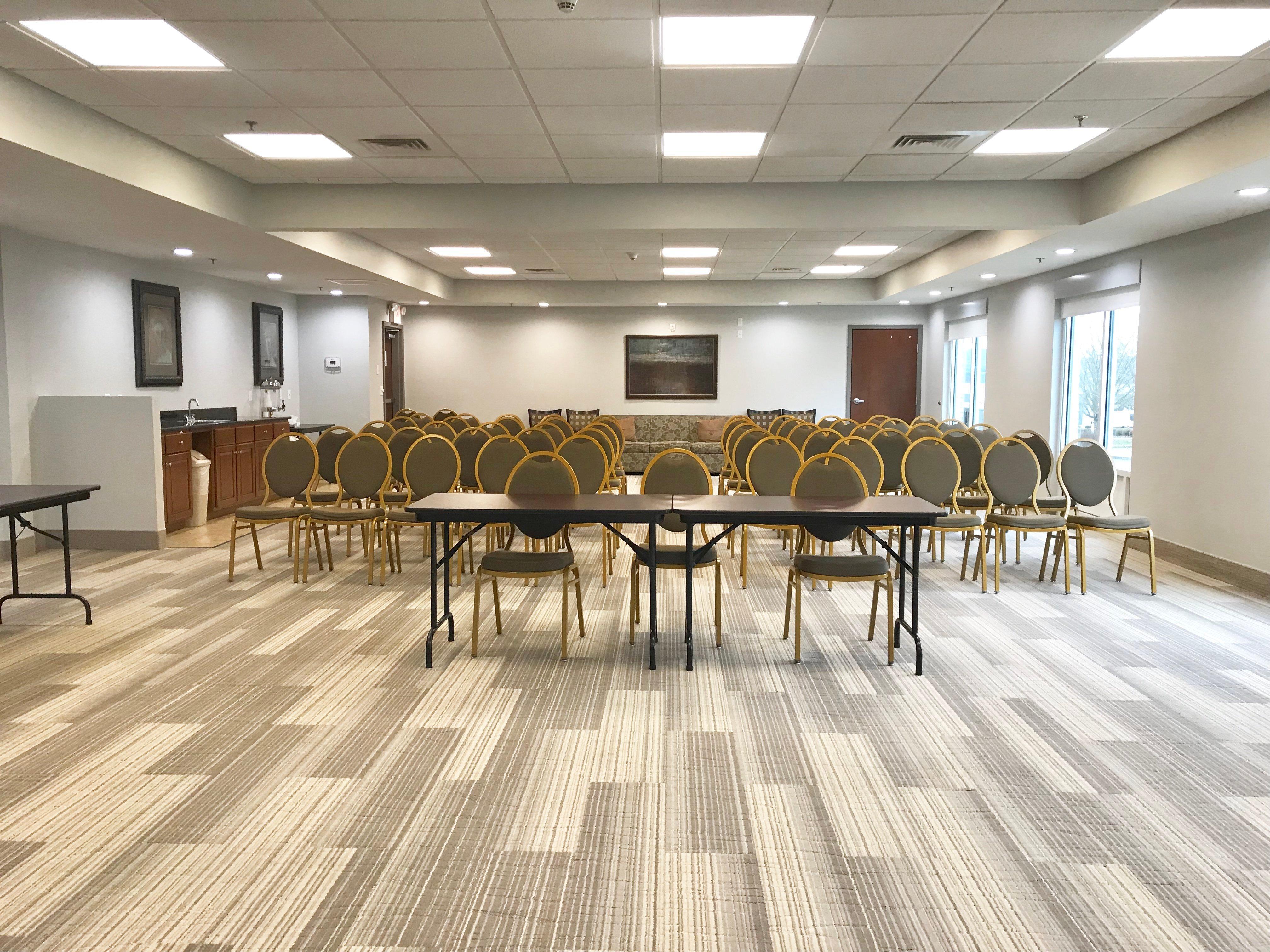 Holiday Inn Express Hotel & Suites Somerset Central By Ihg Exterior photo