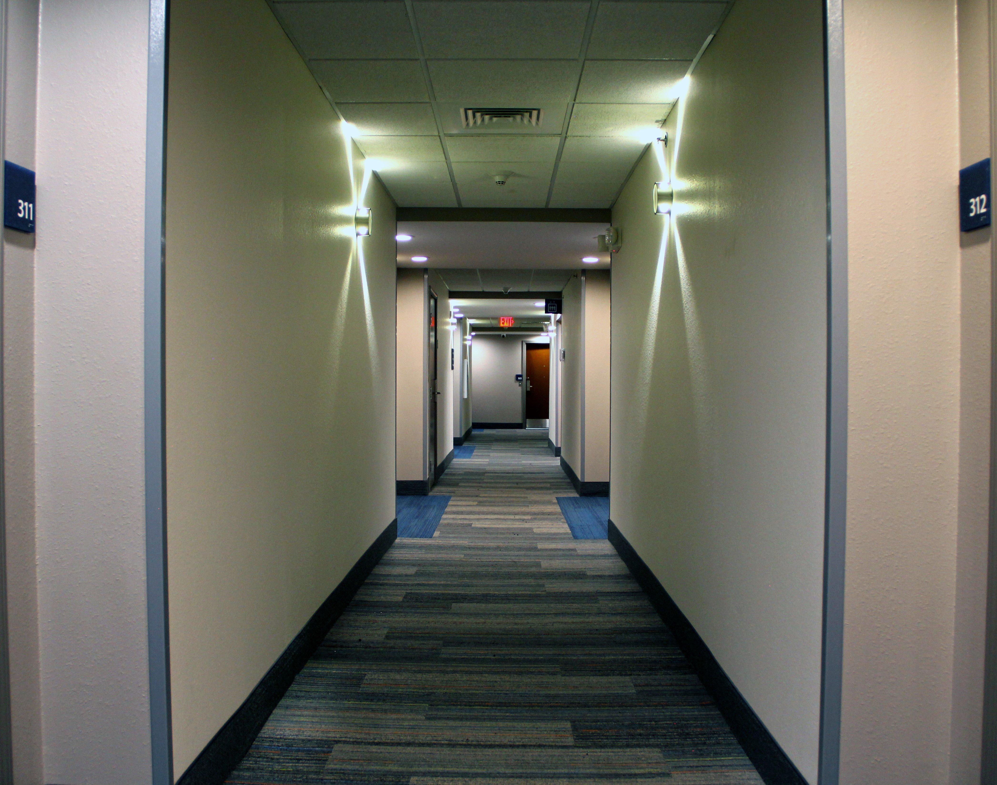 Holiday Inn Express Hotel & Suites Somerset Central By Ihg Exterior photo