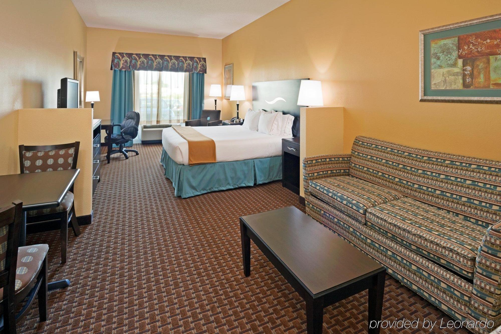 Holiday Inn Express Hotel & Suites Somerset Central By Ihg Room photo
